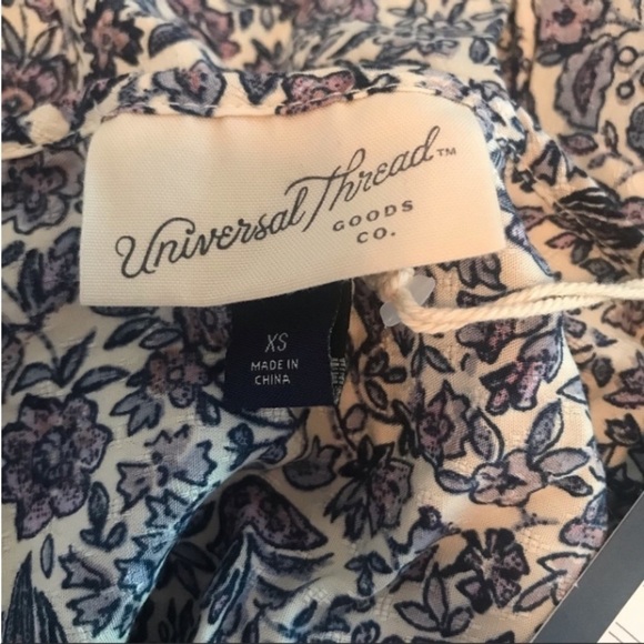 Universal Threads Women’s Floral Print Long Sleeve Blouse Size XS NEW WITH TAGS - Picture 5 of 5